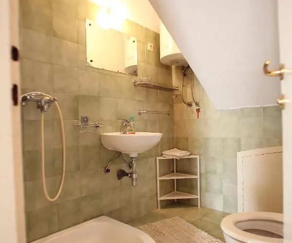 Lägenhet By The Sea - 15011 *